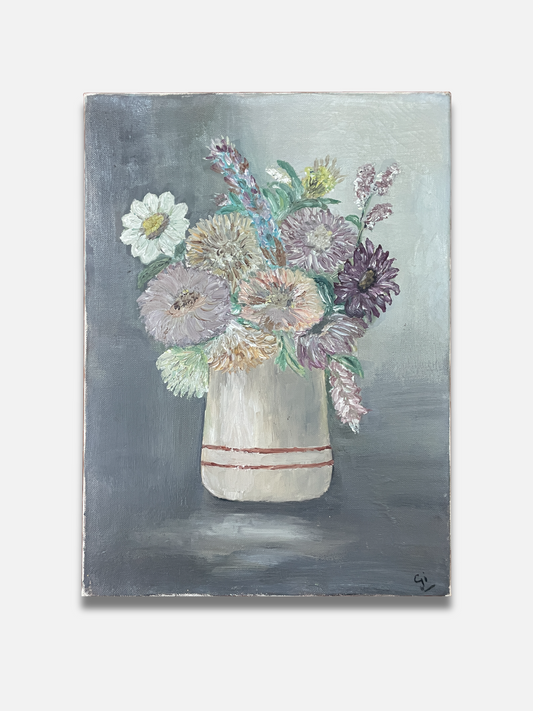Neutral Flower Bouquet